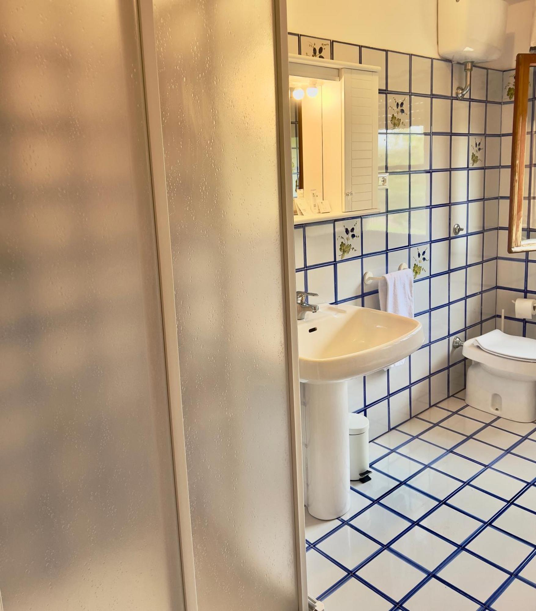 Villa Lavinia B&B Montescudaio Quarto foto