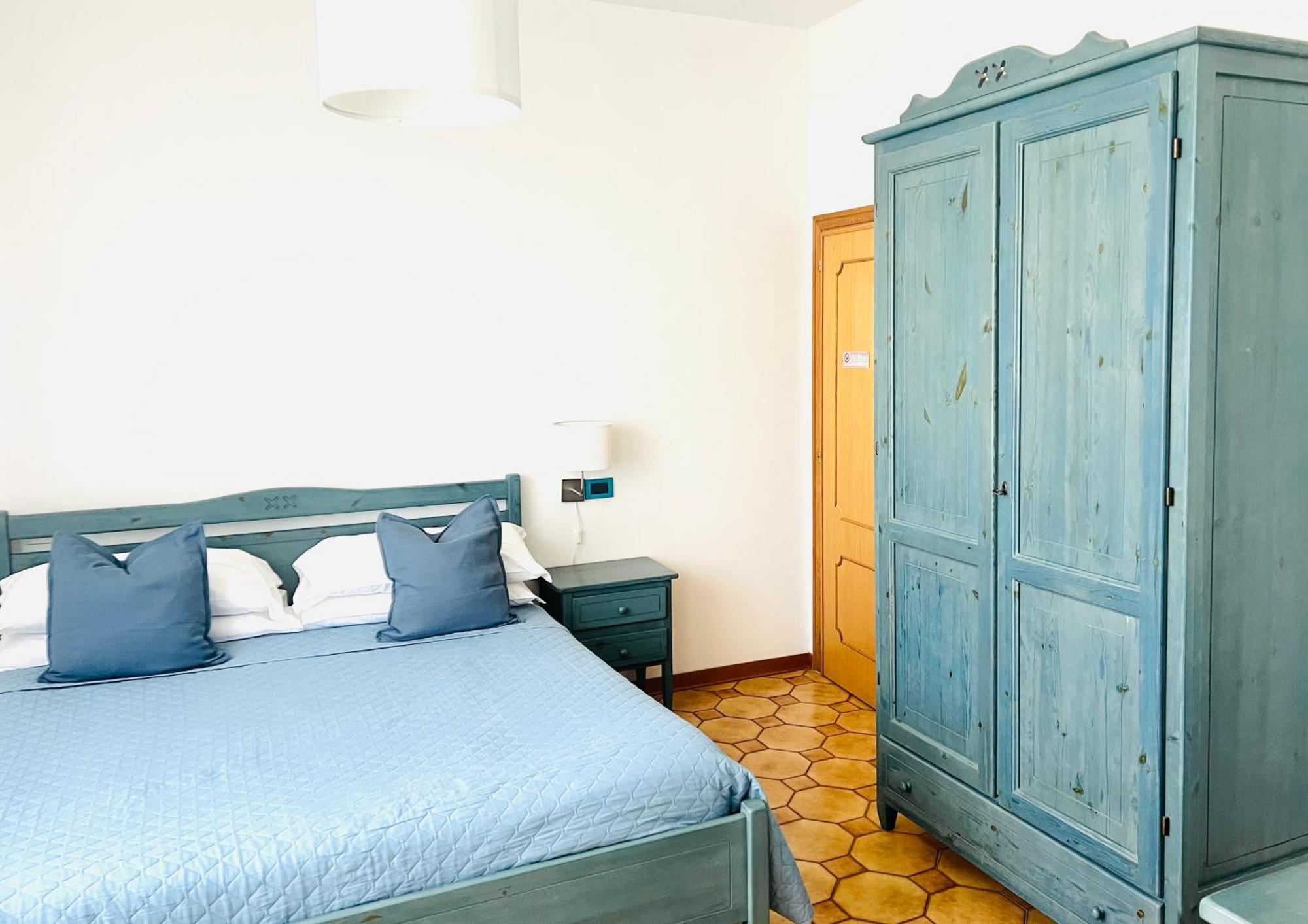 Villa Lavinia B&B Montescudaio Quarto foto